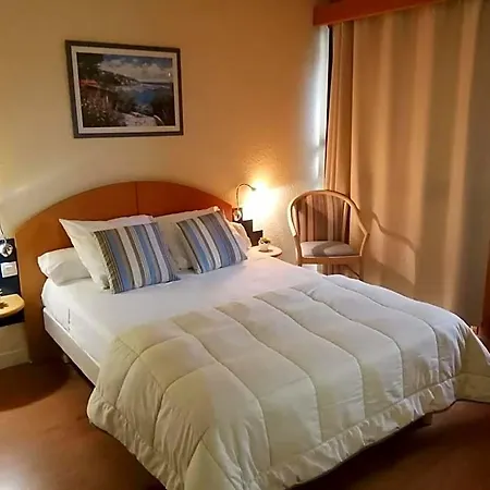 德墨特拉汽车旅馆 酒店 3*